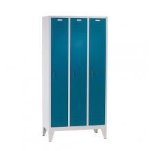 3 door locker with legs 1850x900x500